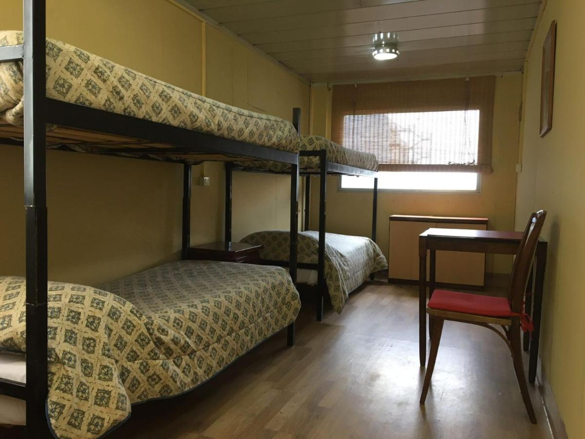 Lo De Momo Alojamiento Turistico Hostel Ushuaia Bagian luar foto