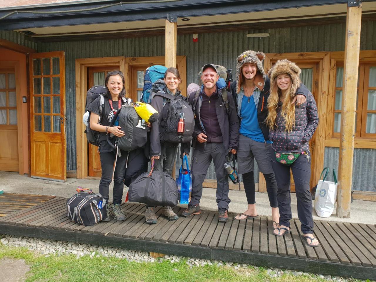 Lo De Momo Alojamiento Turistico Hostel Ushuaia Bagian luar foto