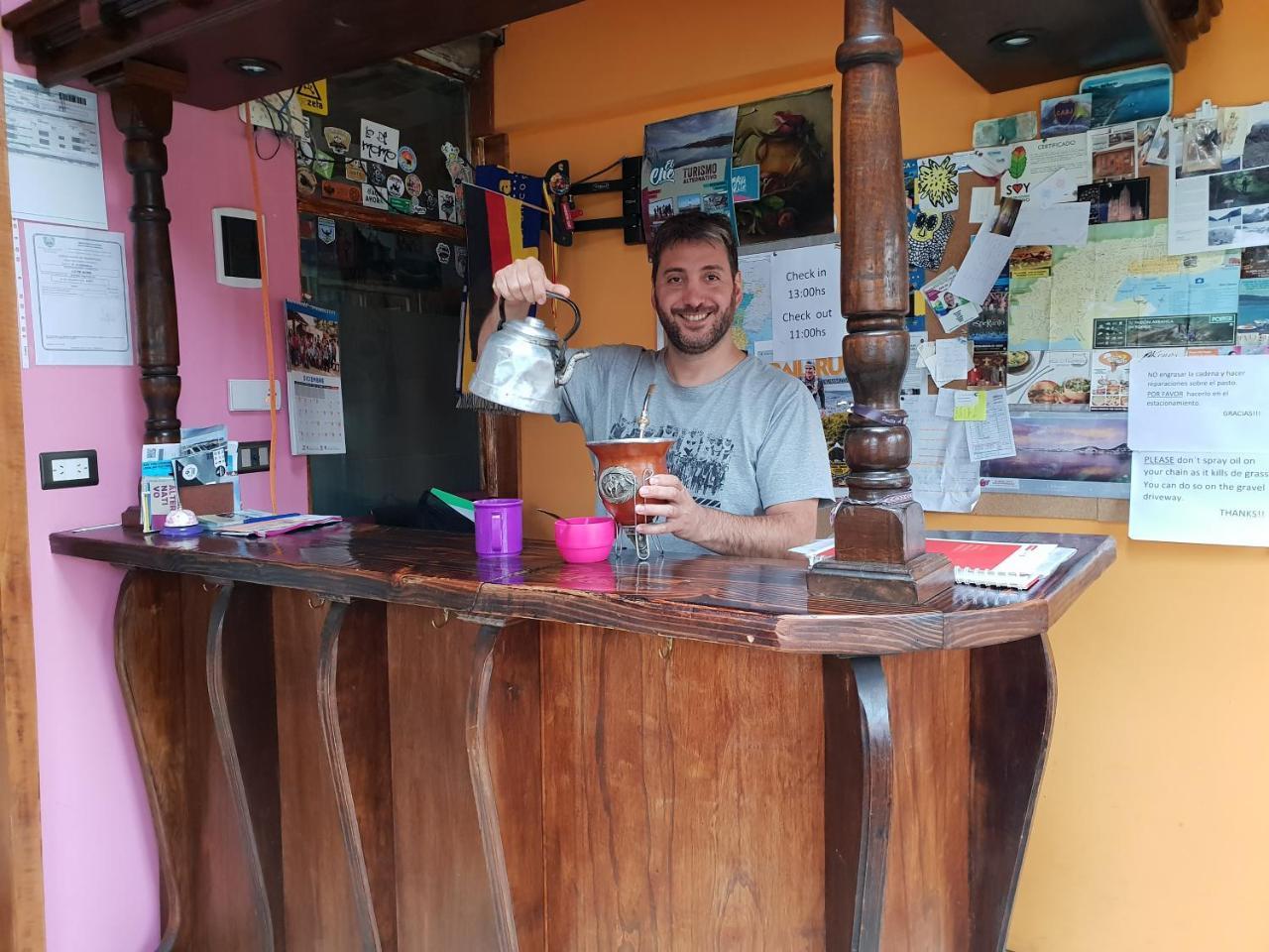 Lo De Momo Alojamiento Turistico Hostel Ushuaia Bagian luar foto