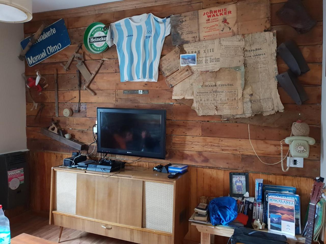 Lo De Momo Alojamiento Turistico Hostel Ushuaia Bagian luar foto